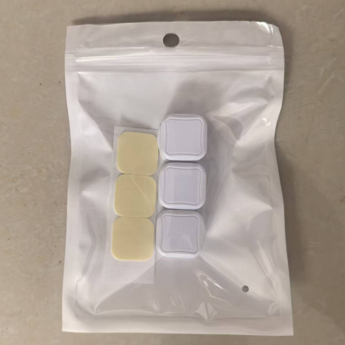 Deskfriend Magnetic Cable Clips packaging in a pearl film bag