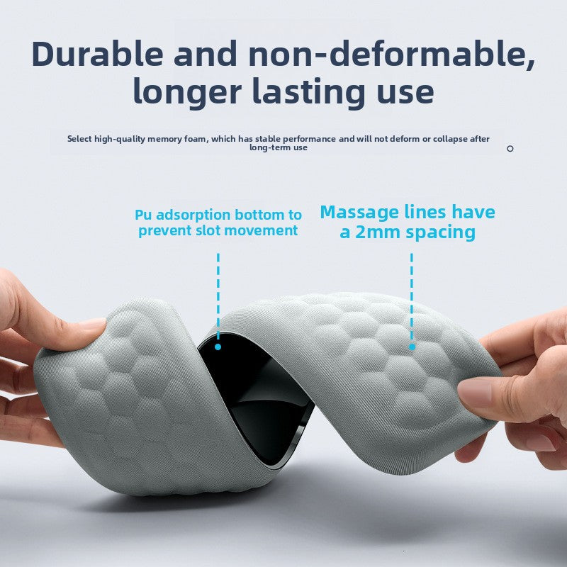 Deskfriend Wrist Support Pad close-up of the breathable honeycomb surface